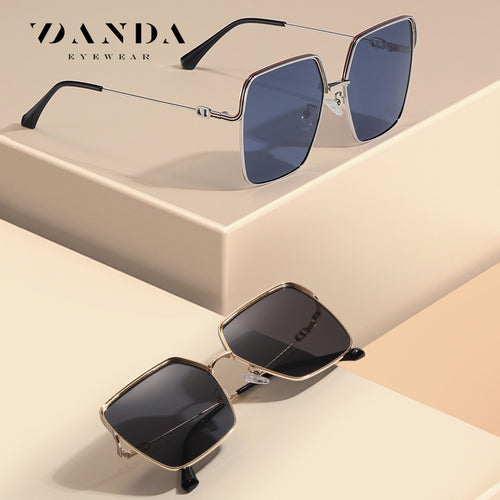 Women’s Gold Frame Polarized Glasses 🕶️